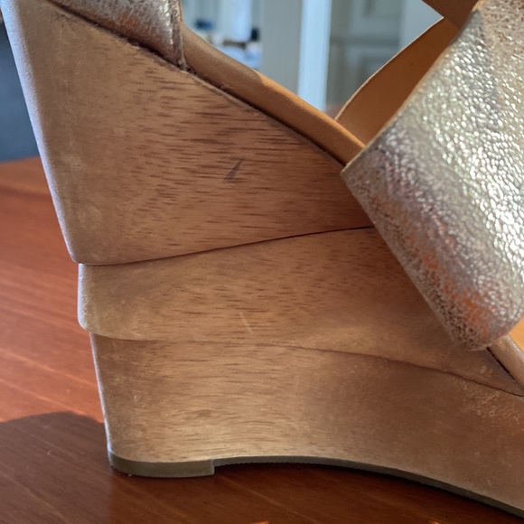 Diane Von Furstenburg Gold Opal wedges - Picture 12 of 12